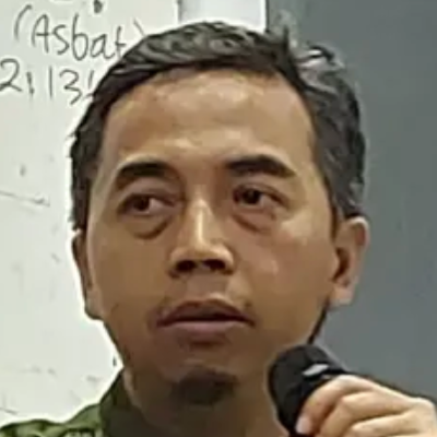 Ustadz Wawan Hidayat